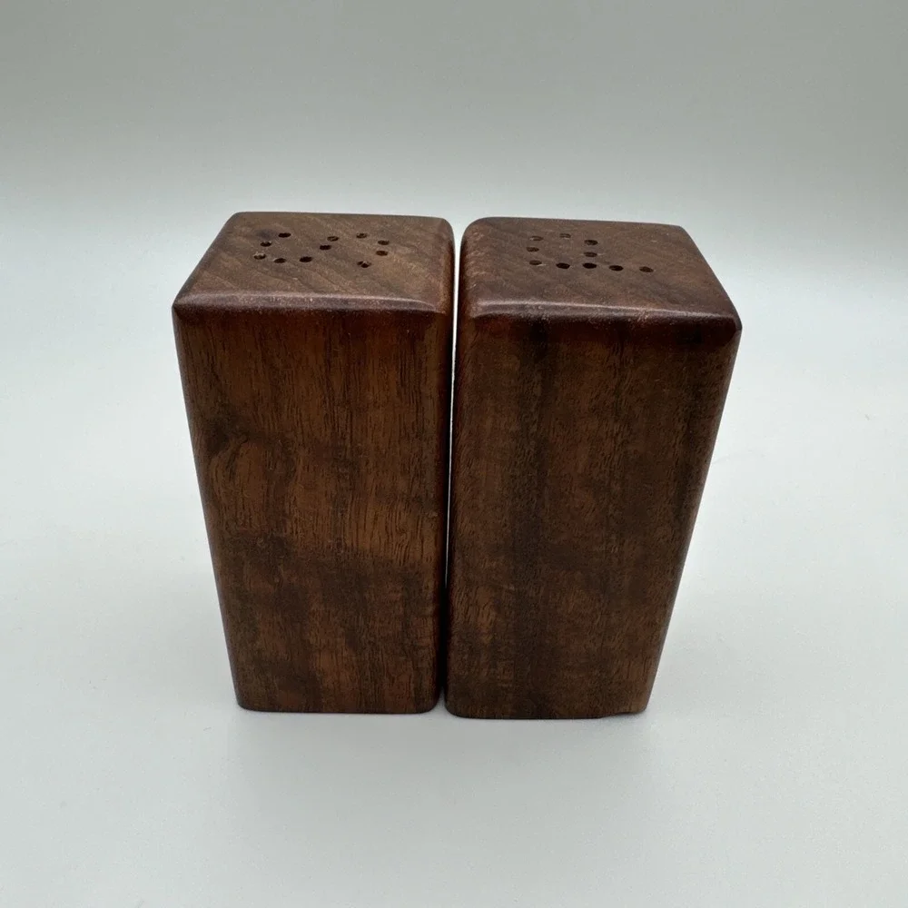 Handcrafted Hawaii Koa Wood Salt & Pepper Shaker Set Artist Signed Modern Mod‎